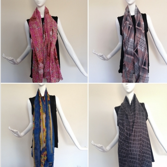 Accessories - Chic Women's Scarf lot